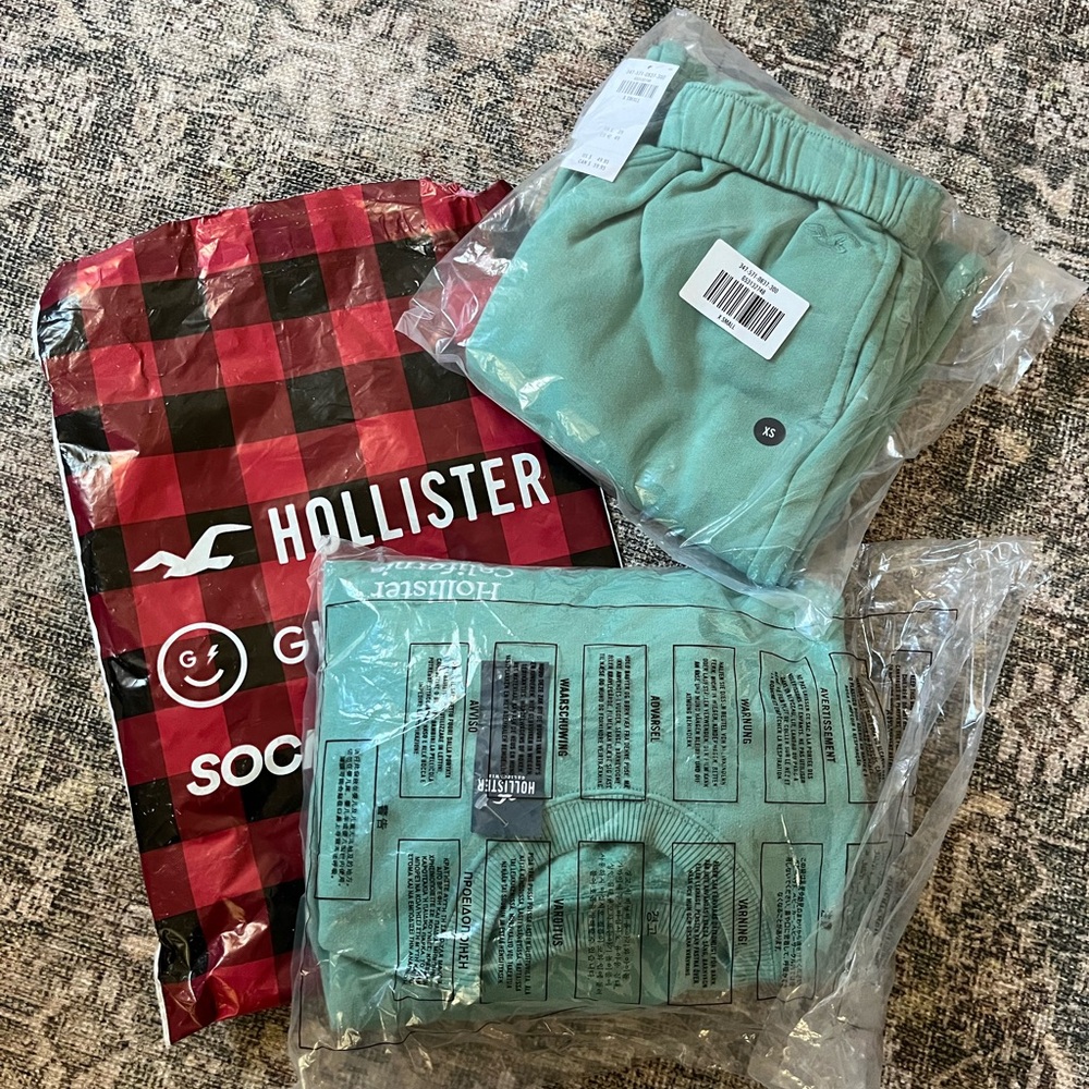 Hollister Sea Foam Green Jogger Set
